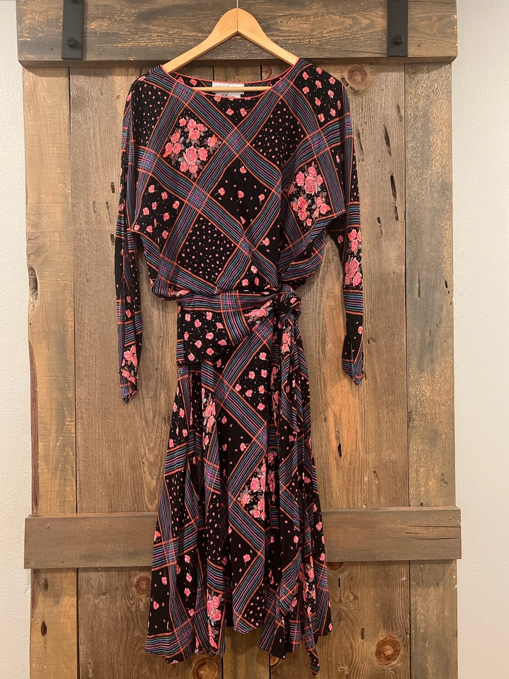 1980s Saks Fifth Avenue Floral Diamond Print Midi Dress Dolman Sleeve Size 8